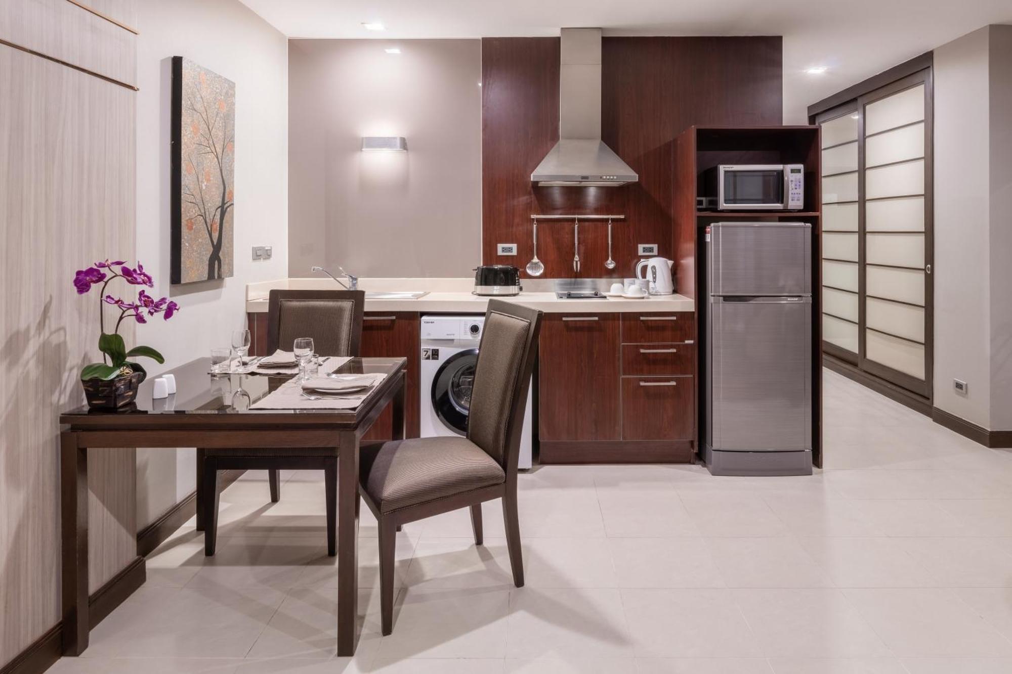 Grand Asoke Suites Boutique Residence Bangkok Exterior foto